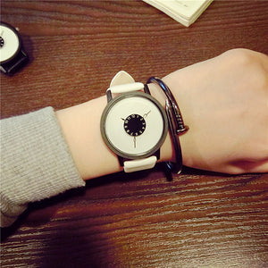 Hot fashion creative watches women men quartz